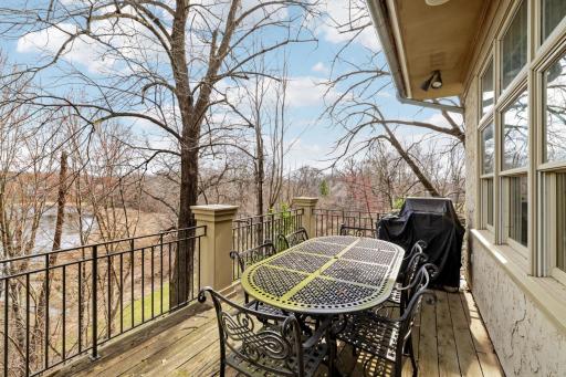 15330 Masons Pointe, Eden Prairie, MN 55347