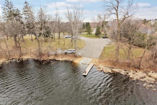 15330 Masons Pointe, Eden Prairie, MN 55347