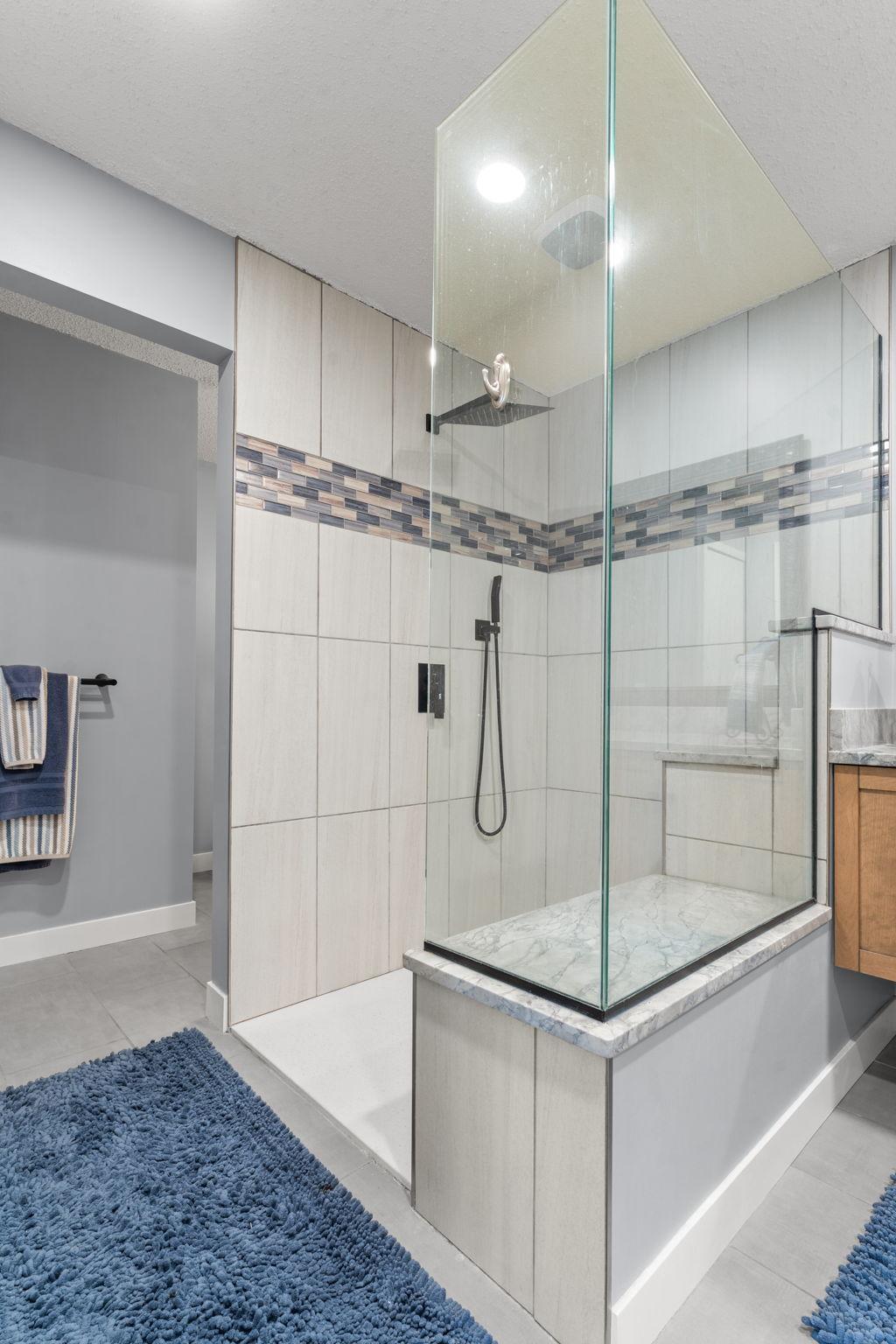 46-web-or-mls-5550 Bimini Dr-238.jpg