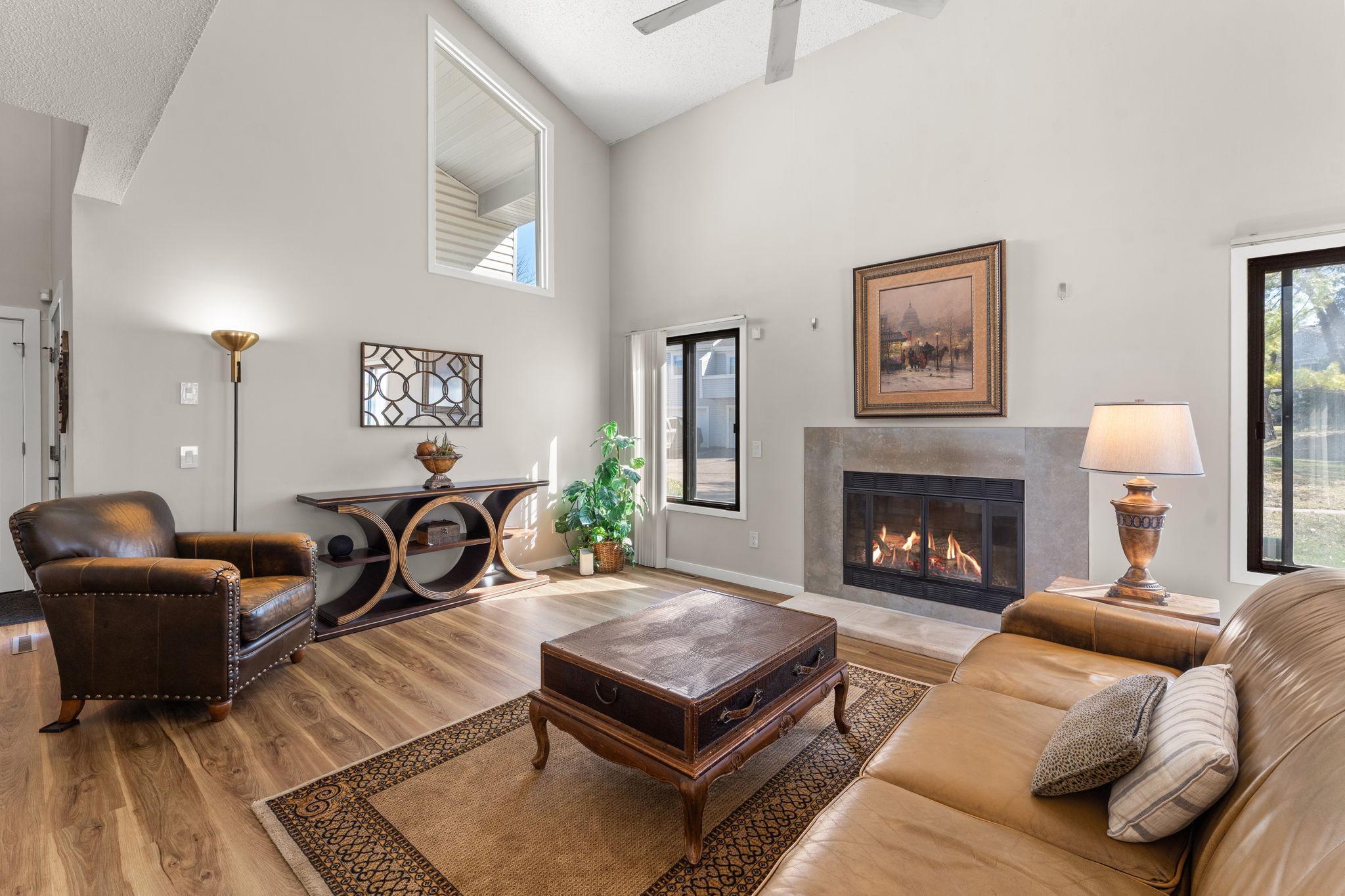 20-web-or-mls-5550 Bimini Dr-88.jpg