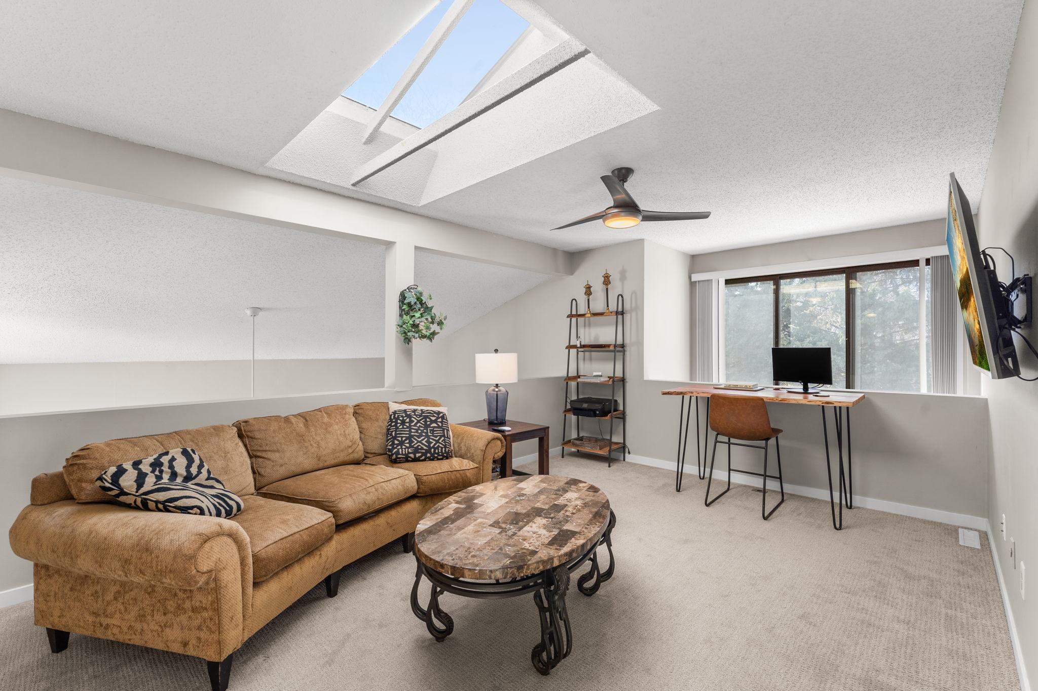 37-web-or-mls-5550 Bimini Dr-168.jpg