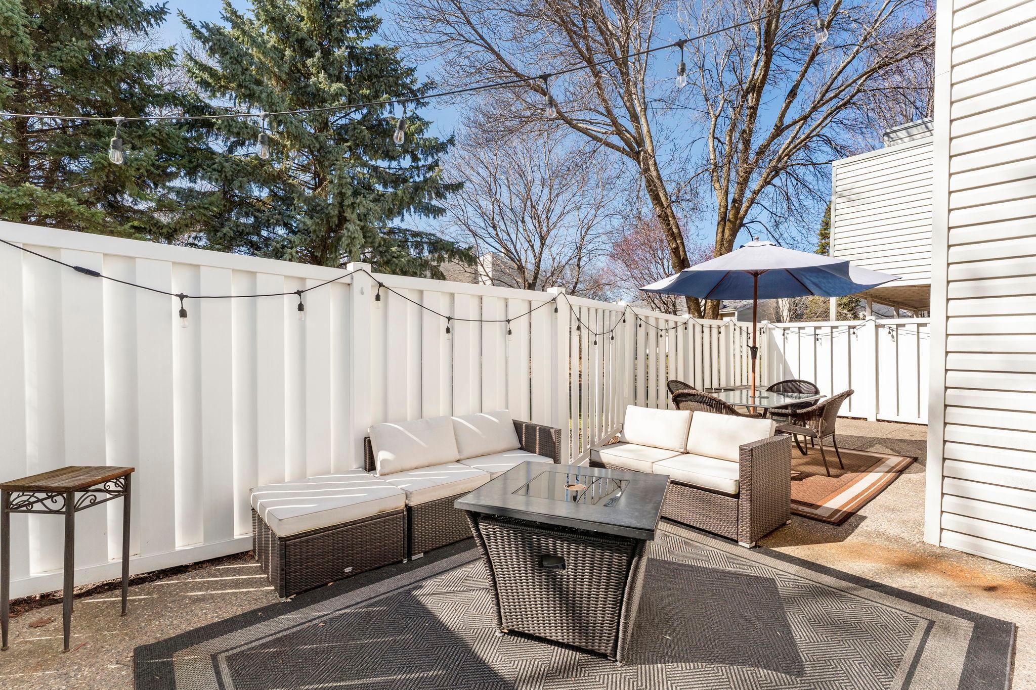 53-web-or-mls-5550 Bimini Dr-31.jpg