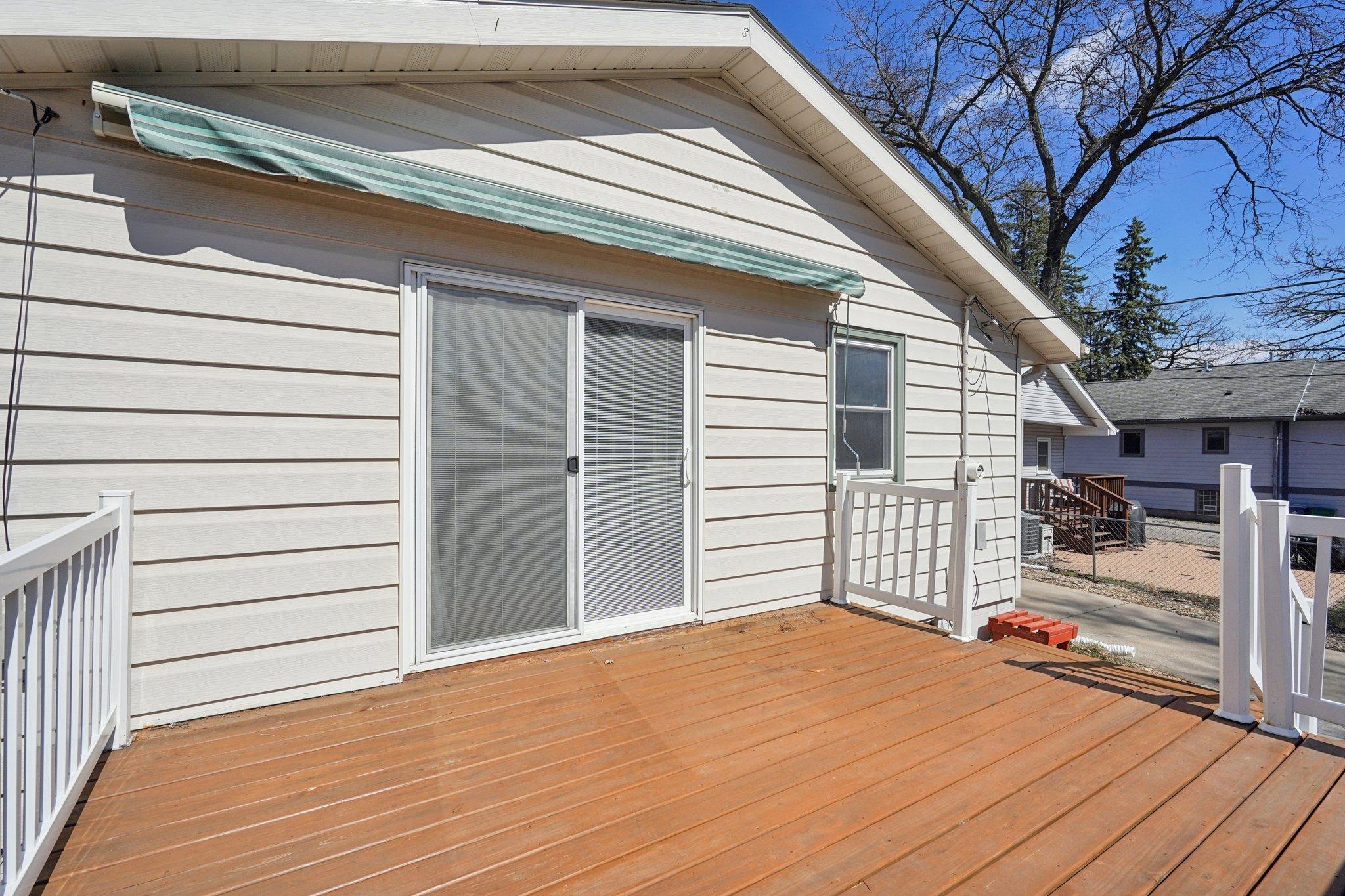 35-web-or-mls-Plymouth Ave N-S0704-035.jpg