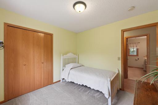 26987 Bayshore Drive NW, Isanti, MN 55040