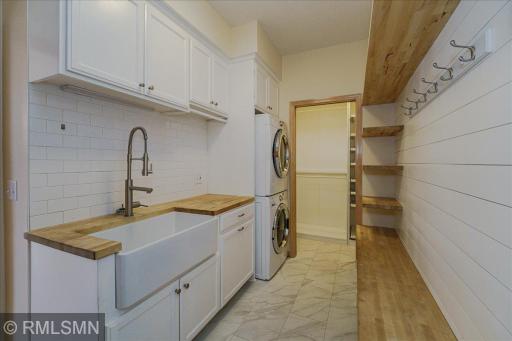 3959 Arlington Drive, Saint Paul, MN 55129