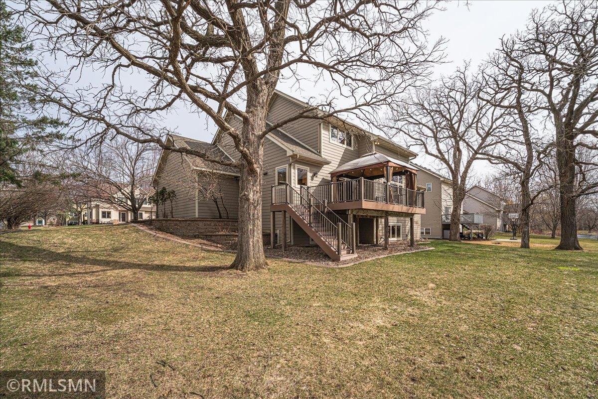 61-Exterior Back.jpg