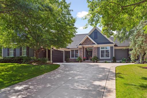 3832 Fairway Terrace, Woodbury, MN 55125