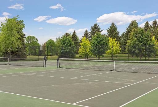 3832 Fairway Terrace, Woodbury, MN 55125