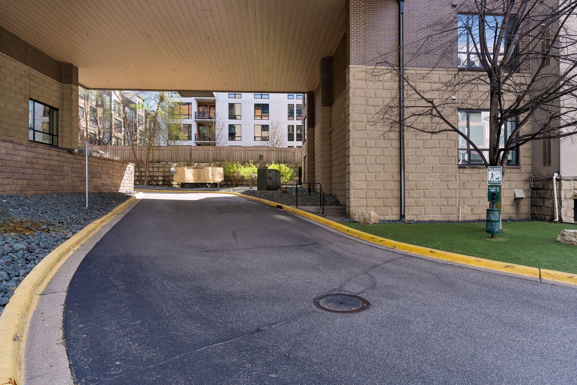A skyway connects both buildings, for indoor access to all building amenities.