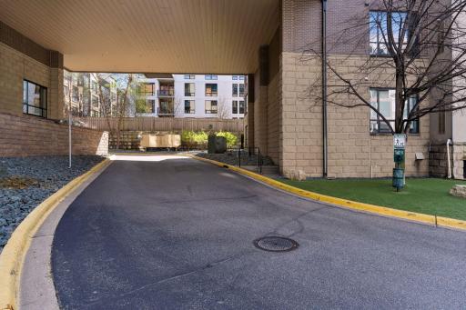A skyway connects both buildings, for indoor access to all building amenities.