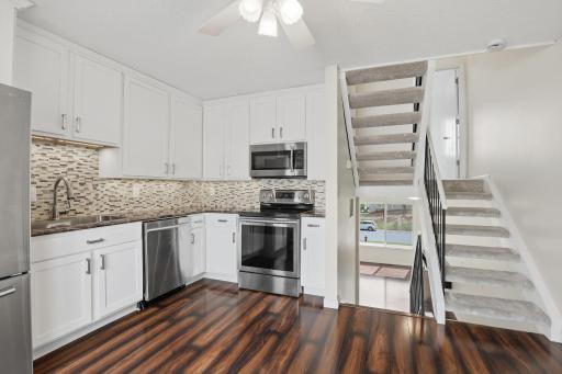 1768 Meadowlark Court, 31768, Eagan, MN 55122
