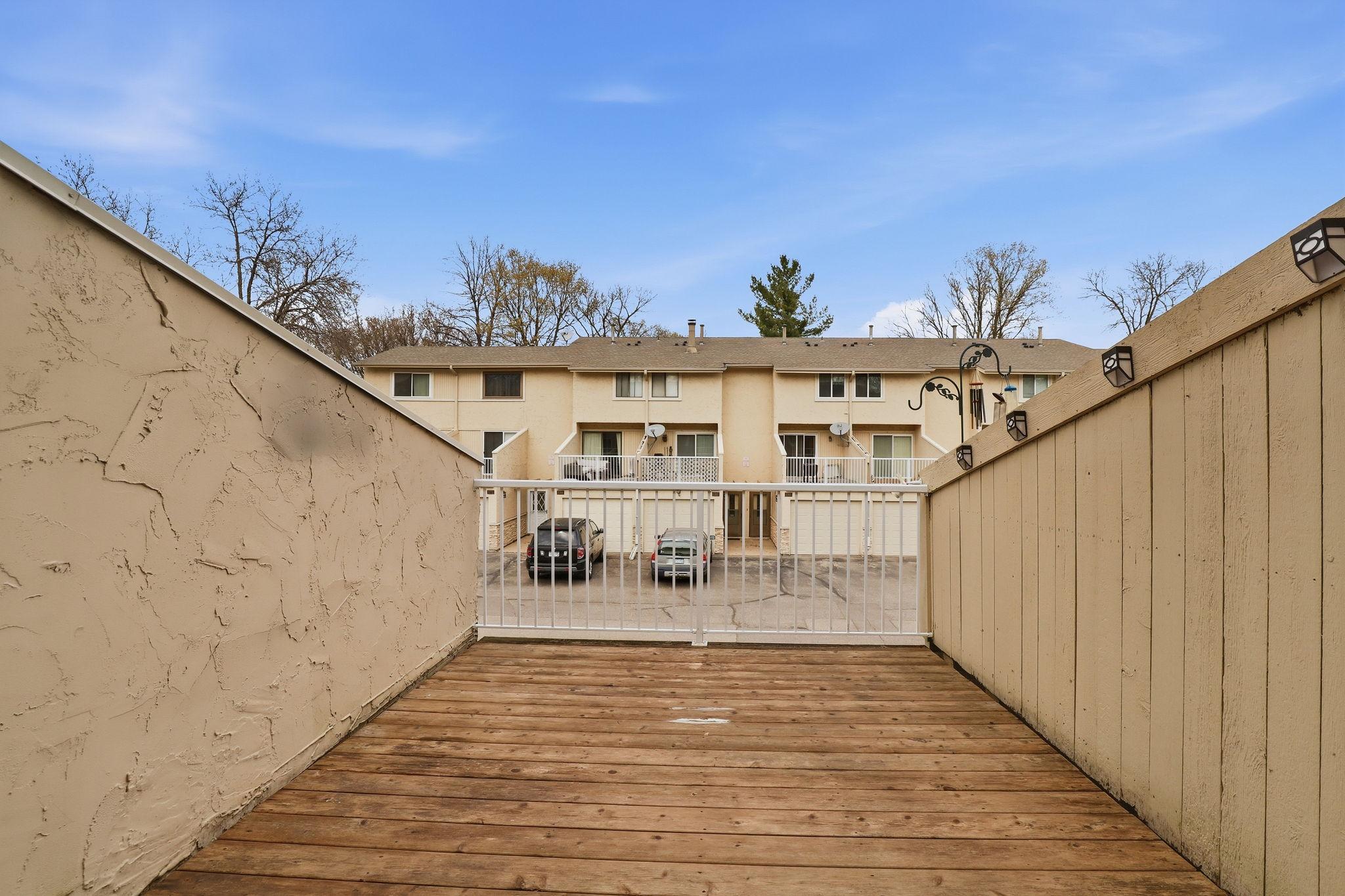 Deck off of kitchen