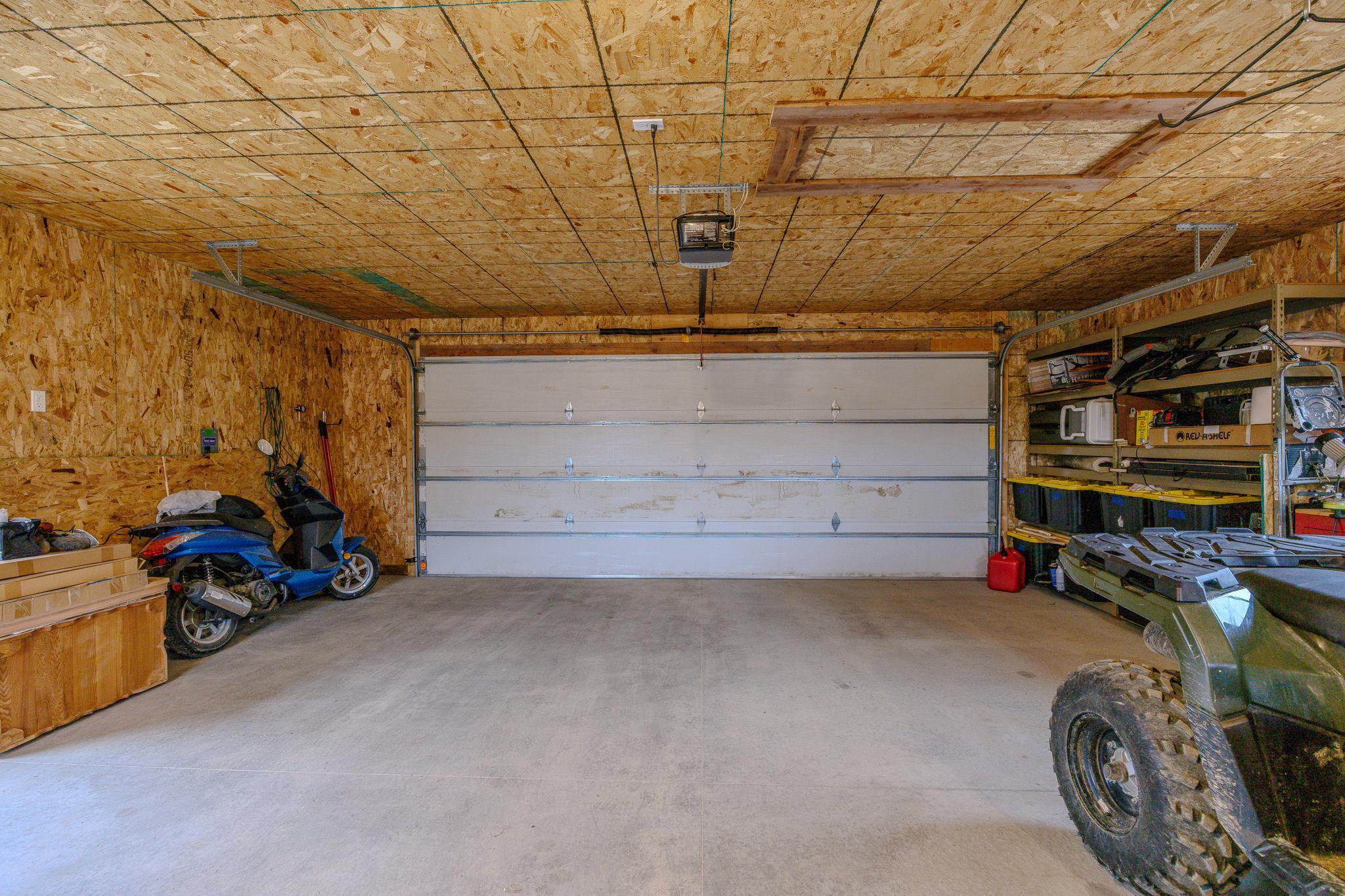 detached garage