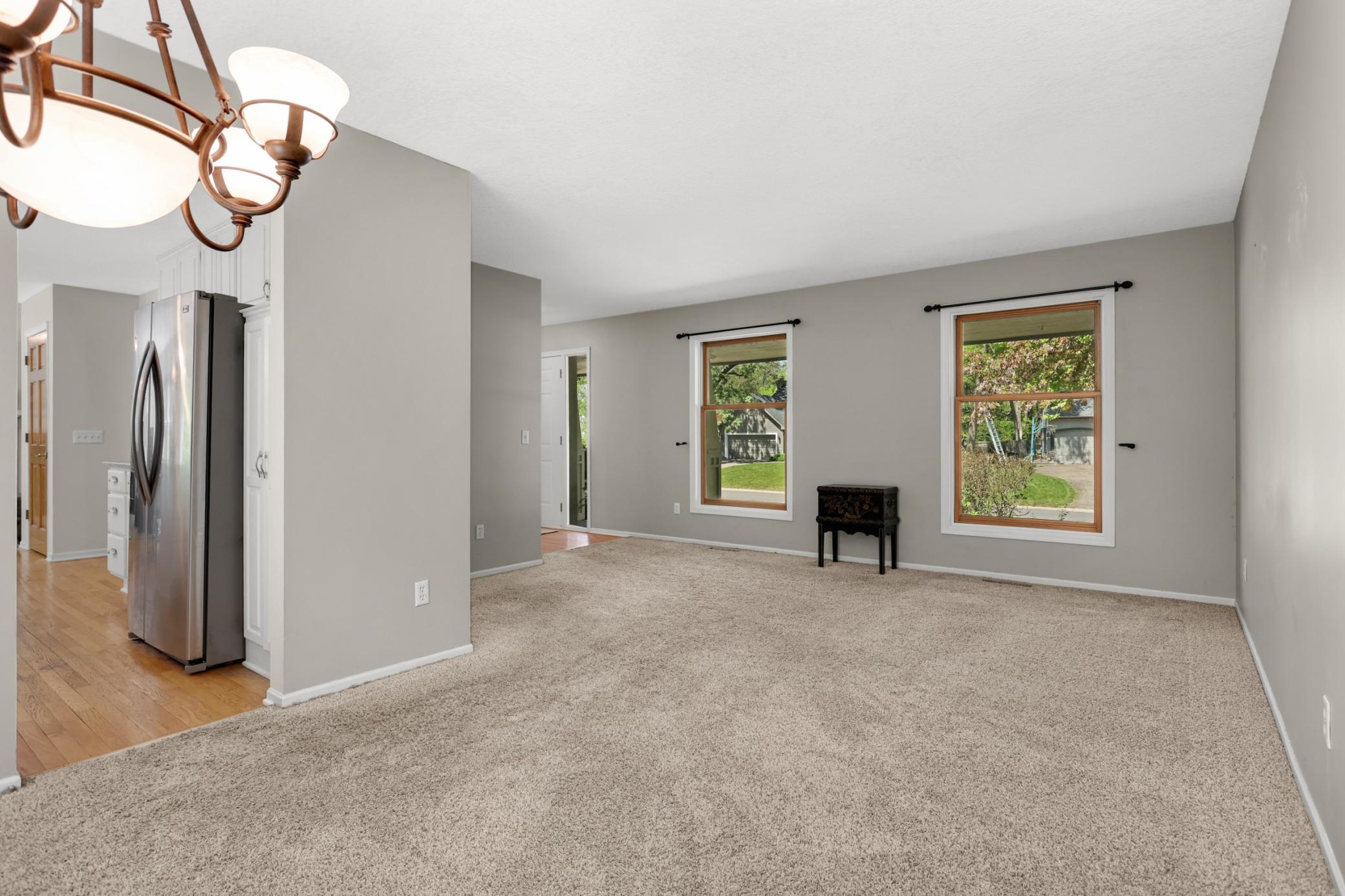 Spacious living room