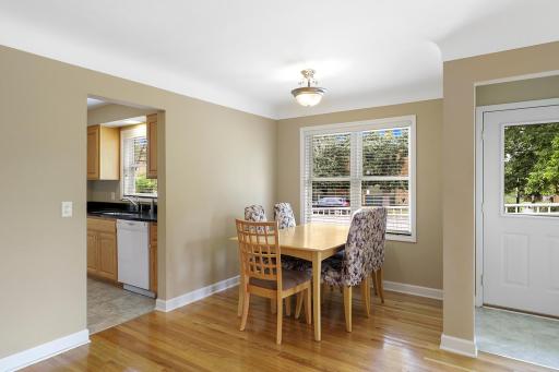 3821 W Broadway Avenue, Minneapolis, MN 55422