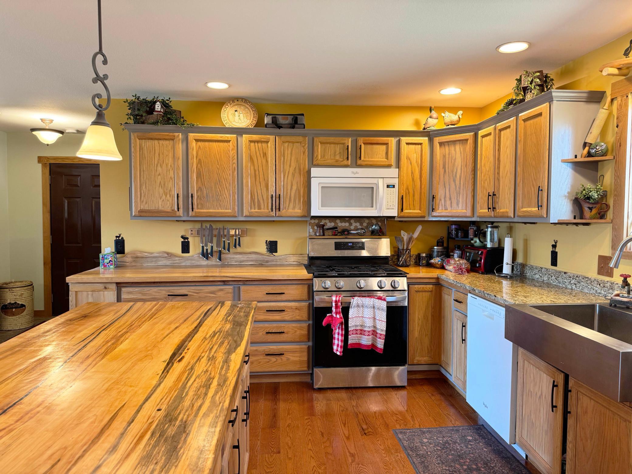 A closer look at the kitchen.