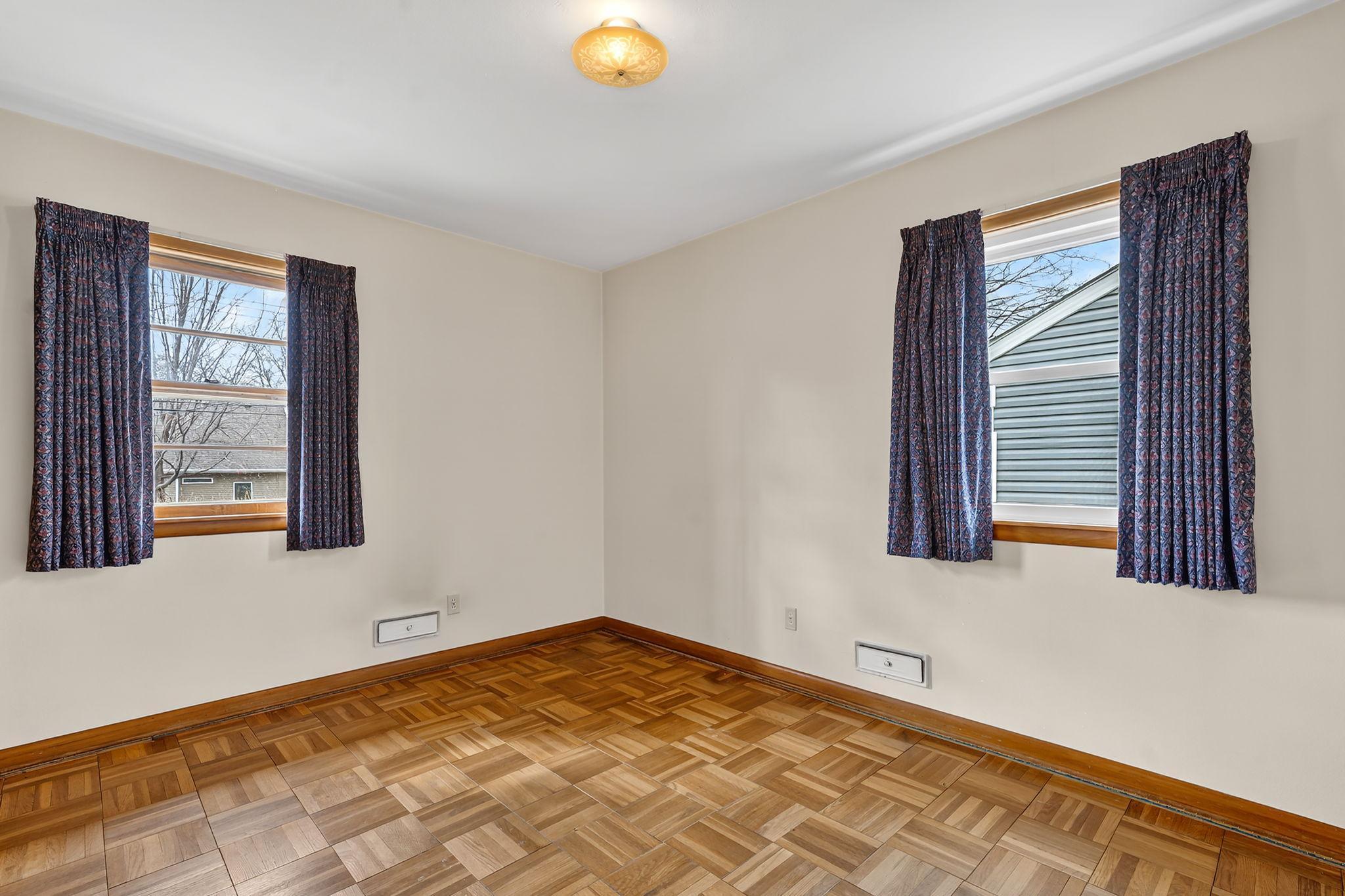 1103 12th Ave 13.jpg