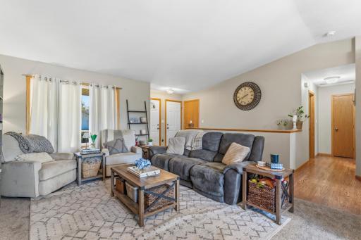 4445 Manor Drive NW, Rochester, MN 55901