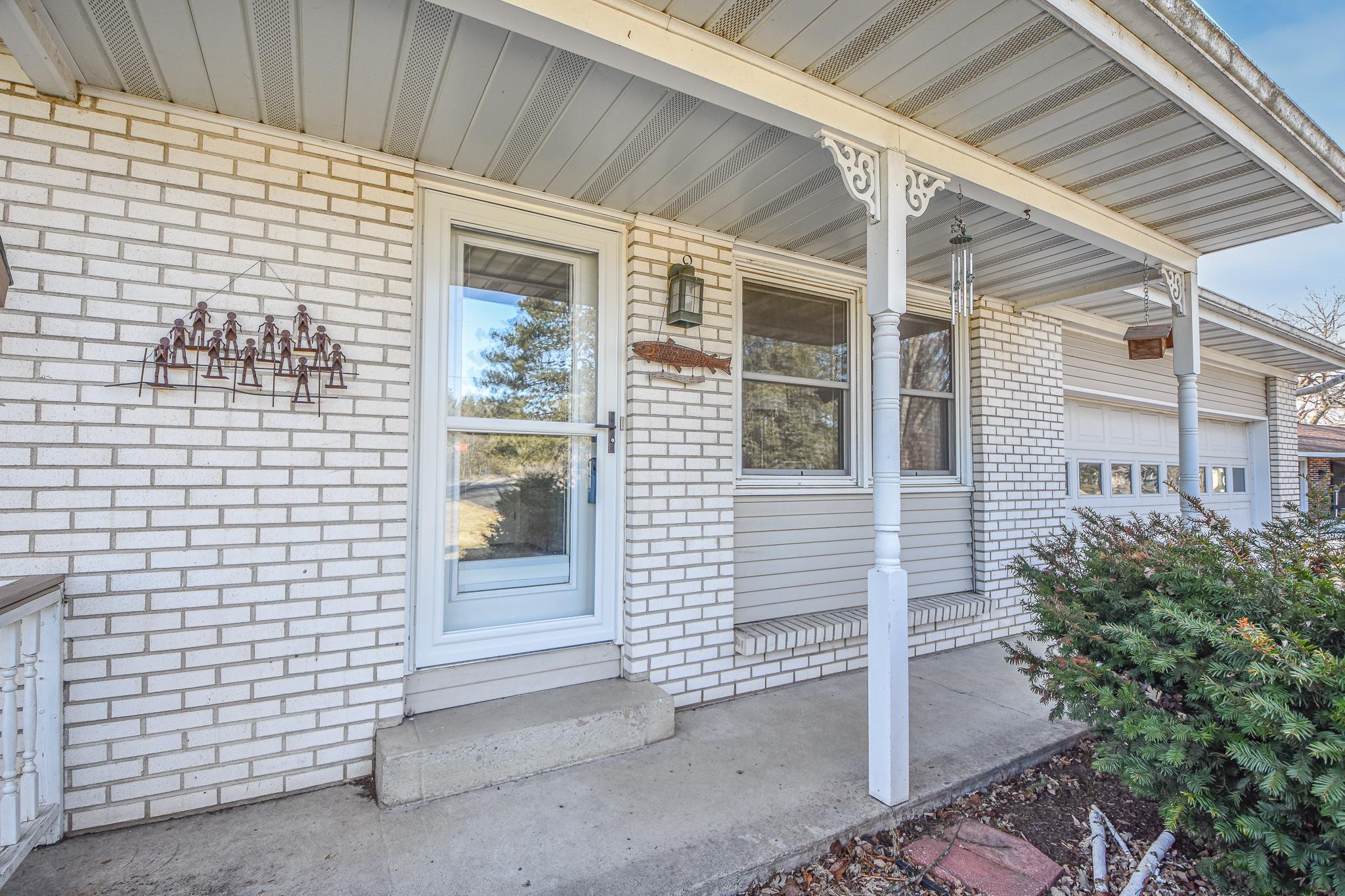 6705 Riverview Loop-6.jpg