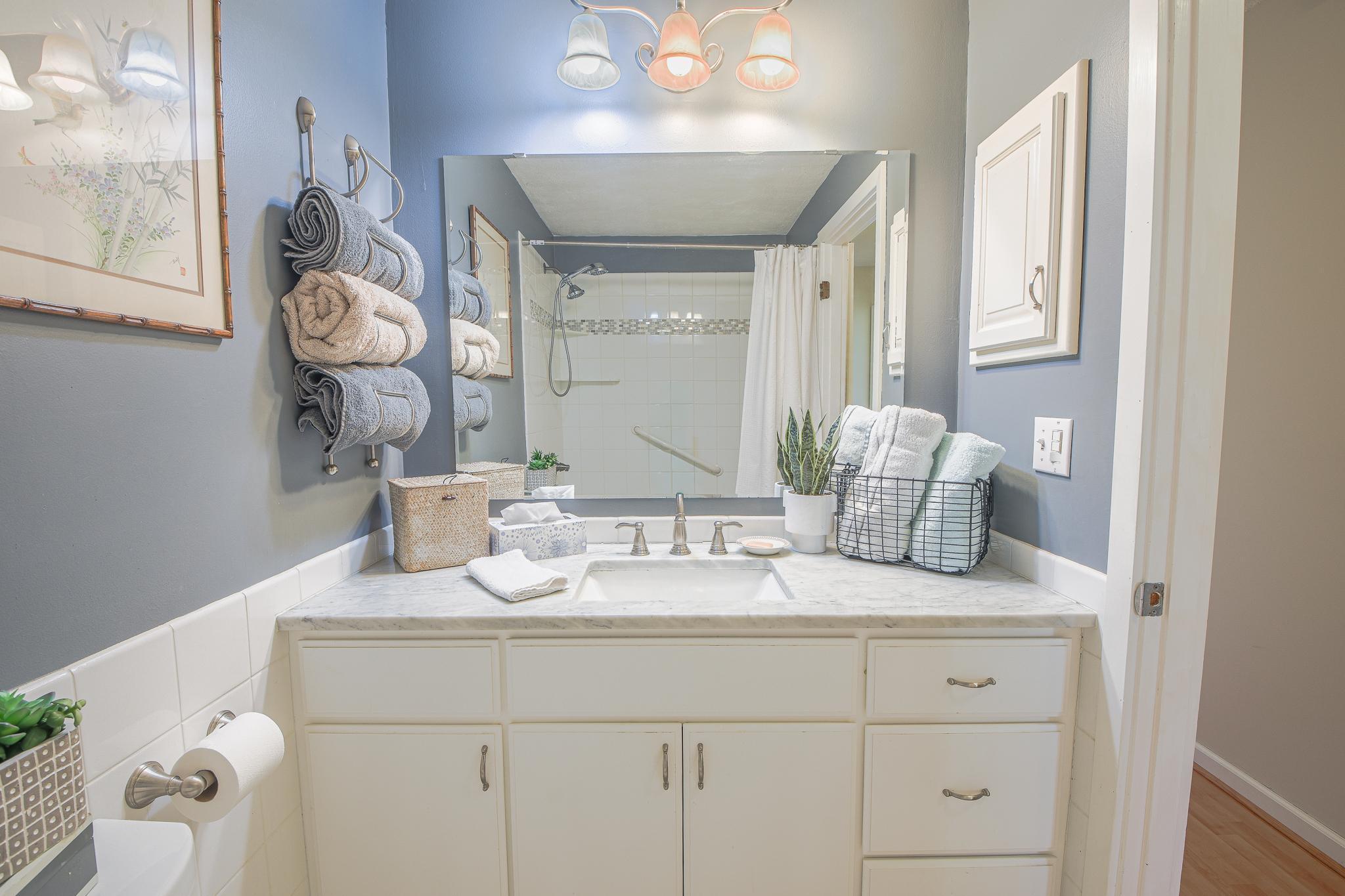 6705 Riverview Loop-29.jpg