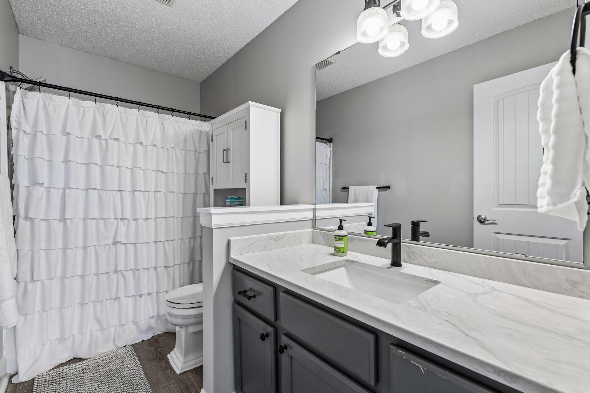 1944 Creekview Court - Spacecrafting - 0040.jpg