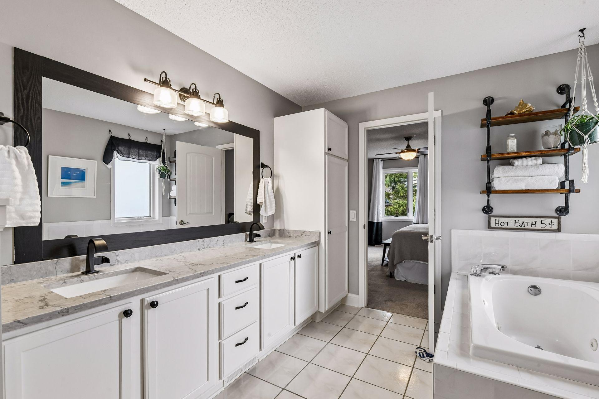 1944 Creekview Court - Spacecrafting - 0035.jpg