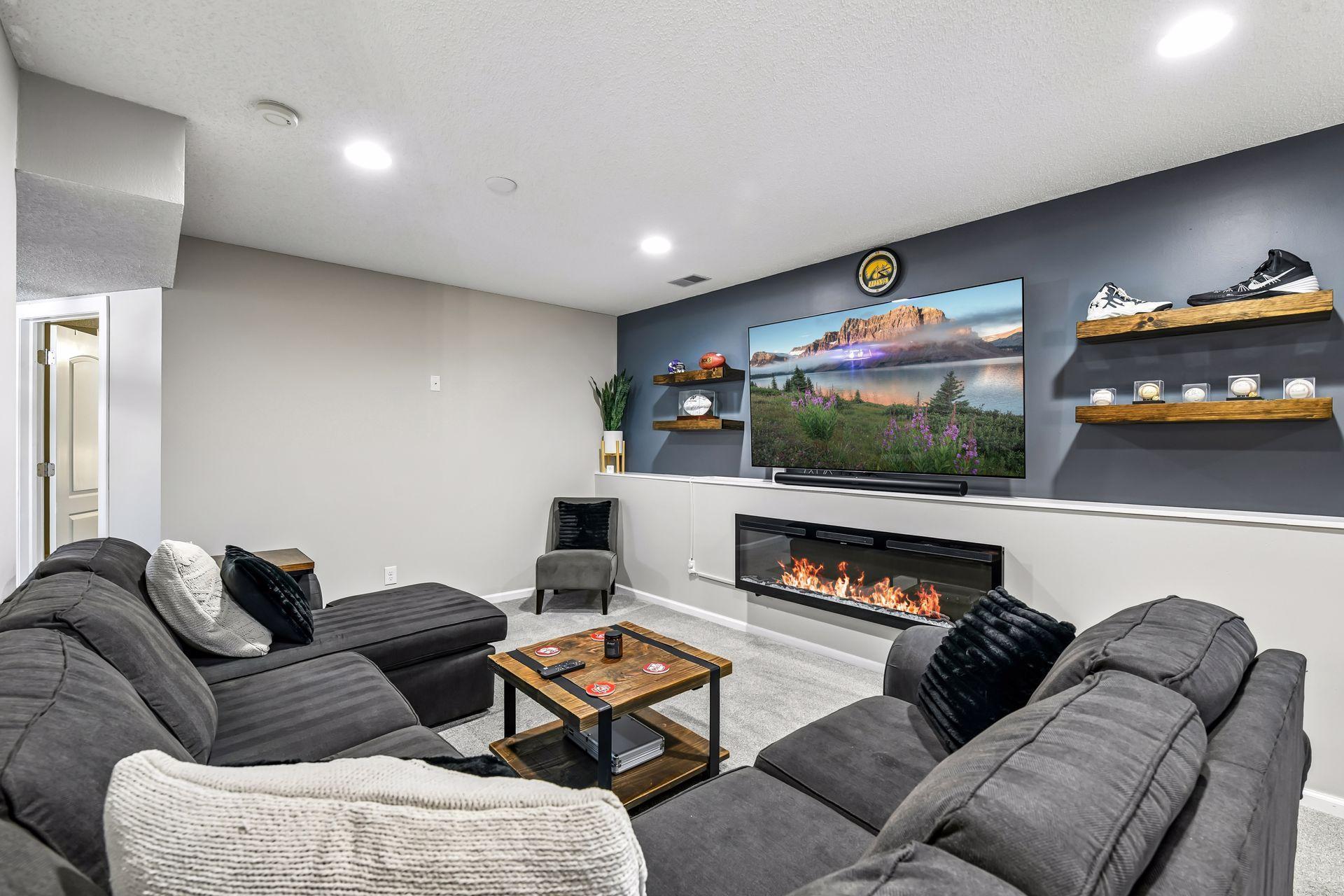 1944 Creekview Court - Spacecrafting - 0043.jpg