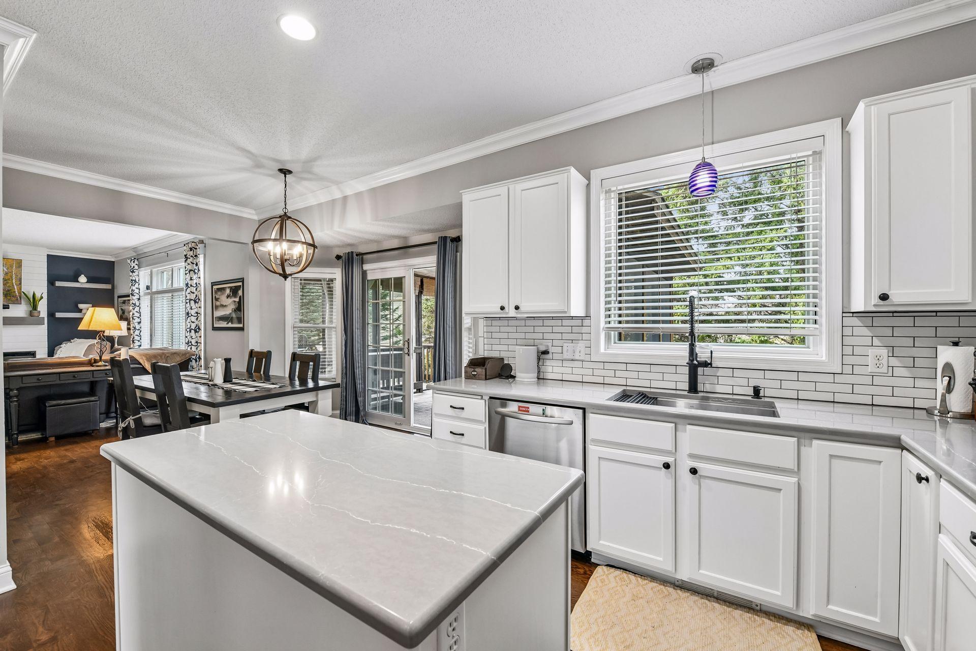 1944 Creekview Court - Spacecrafting - 0018.jpg