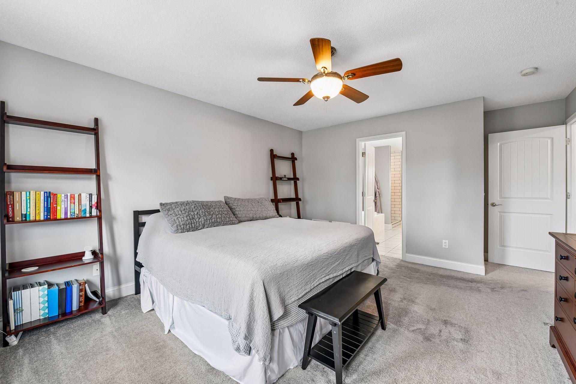 1944 Creekview Court - Spacecrafting - 0032.jpg