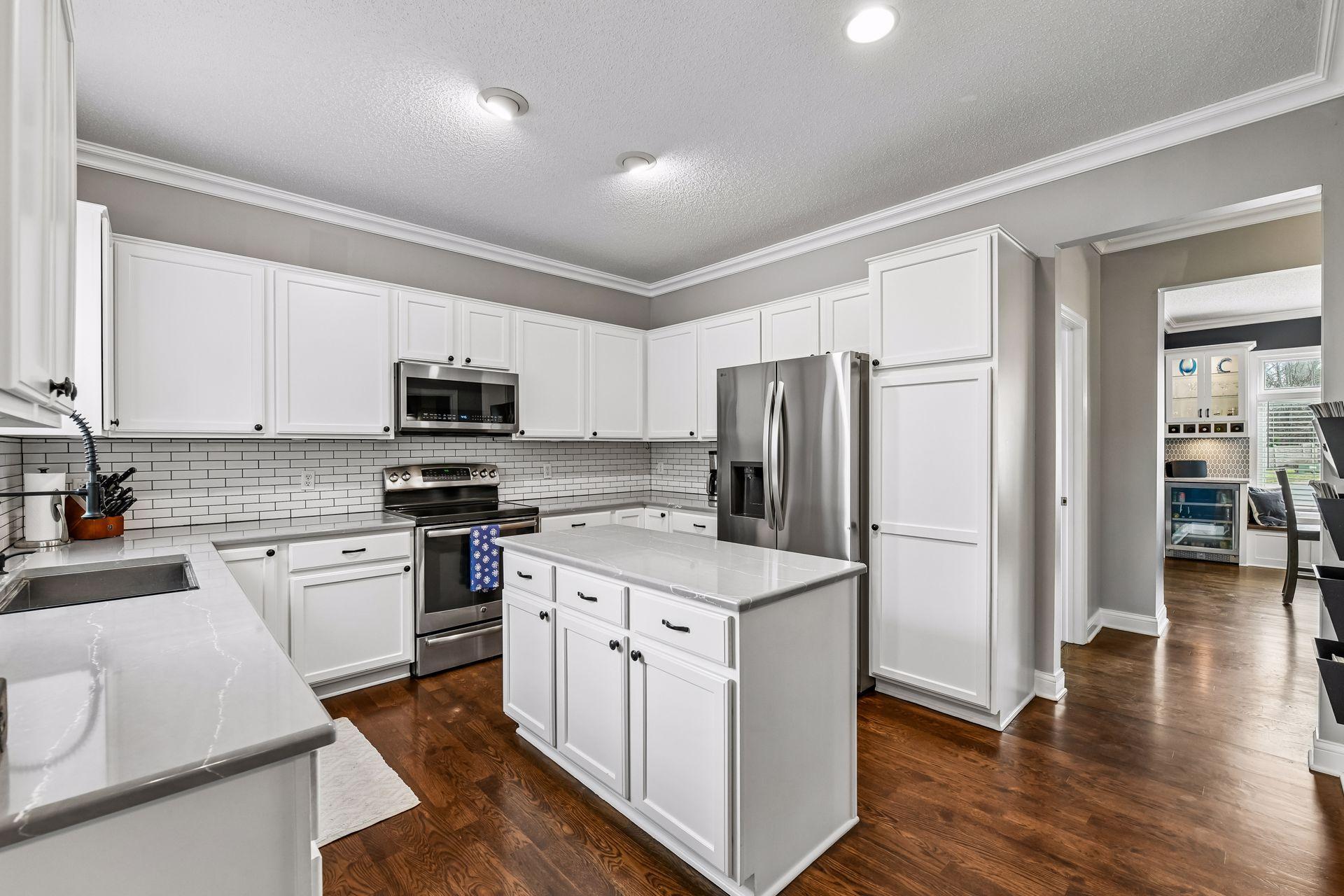 1944 Creekview Court - Spacecrafting - 0015.jpg