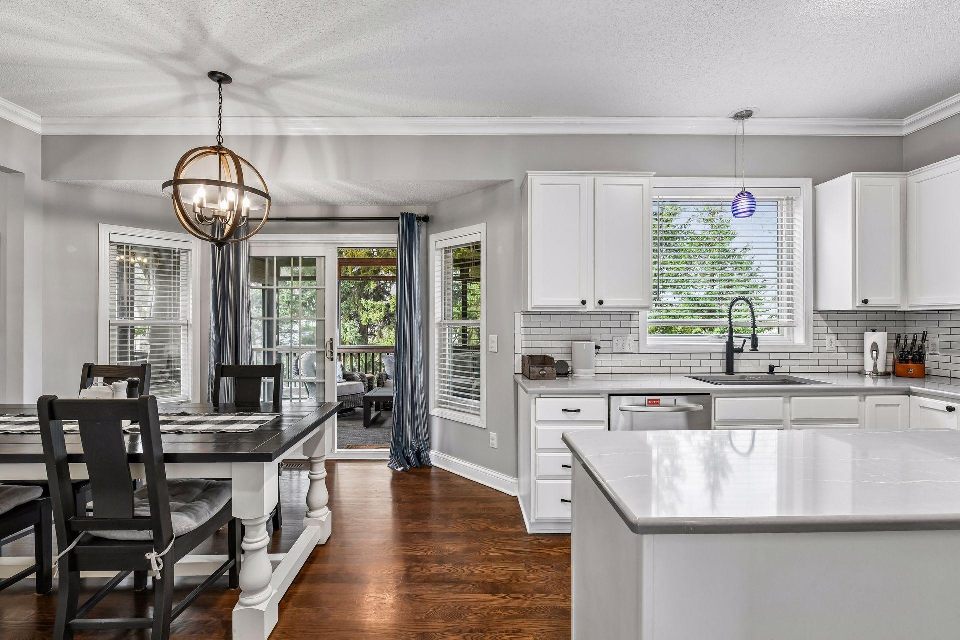 1944 Creekview Court - Spacecrafting - 0014.jpg