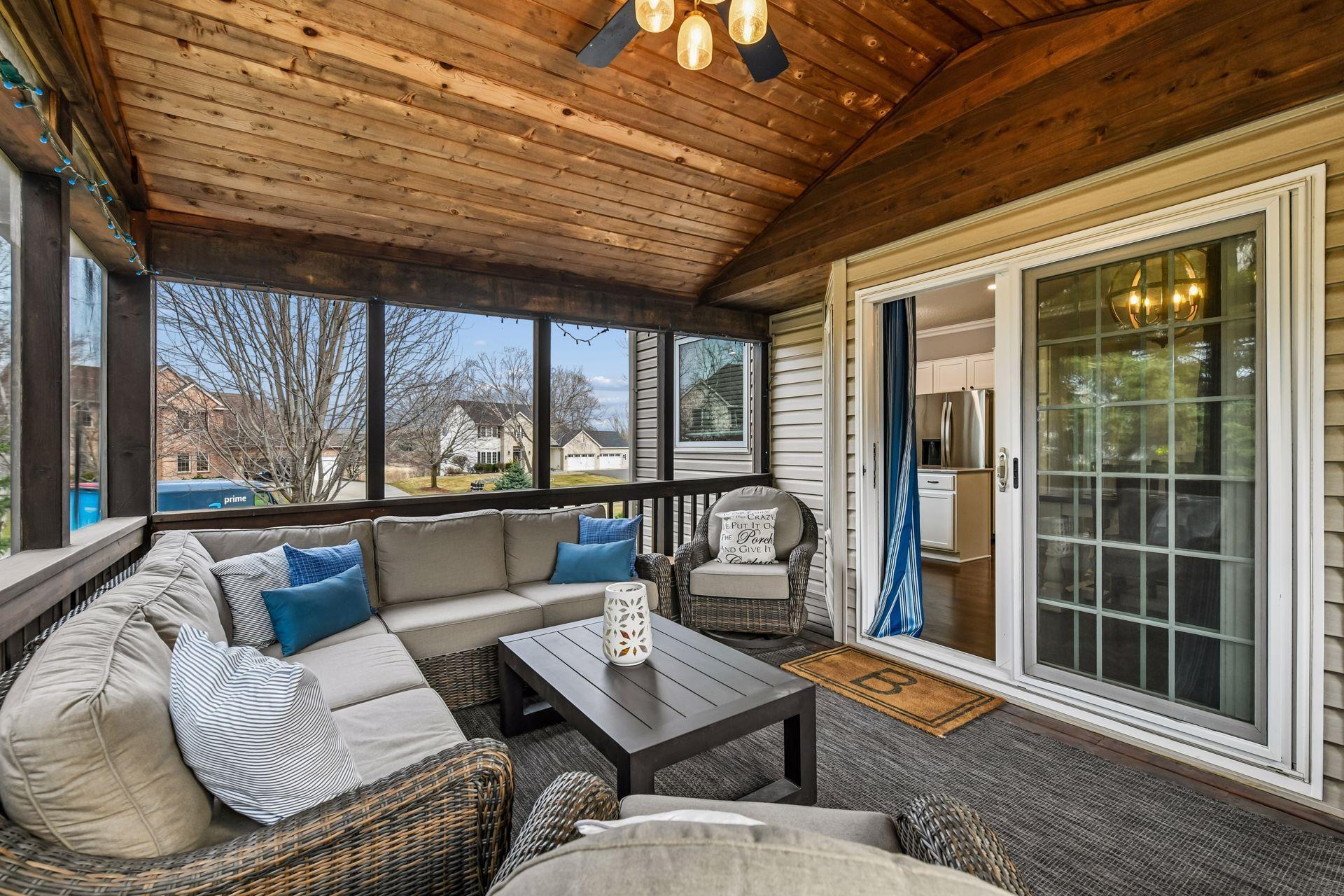 1944 Creekview Court - Spacecrafting - 0027.jpg