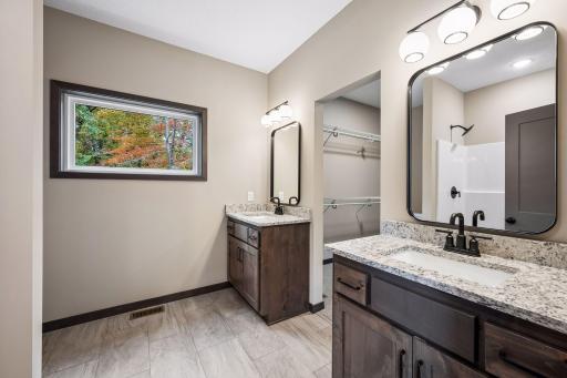 4582 Verde Valley Road NW, Anoka, MN 55303