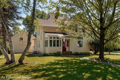 302 Bluff Avenue, Brainerd, MN 56401
