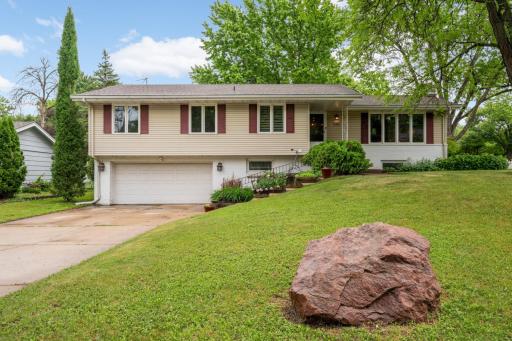 9717 Russell Avenue S, Minneapolis, MN 55431