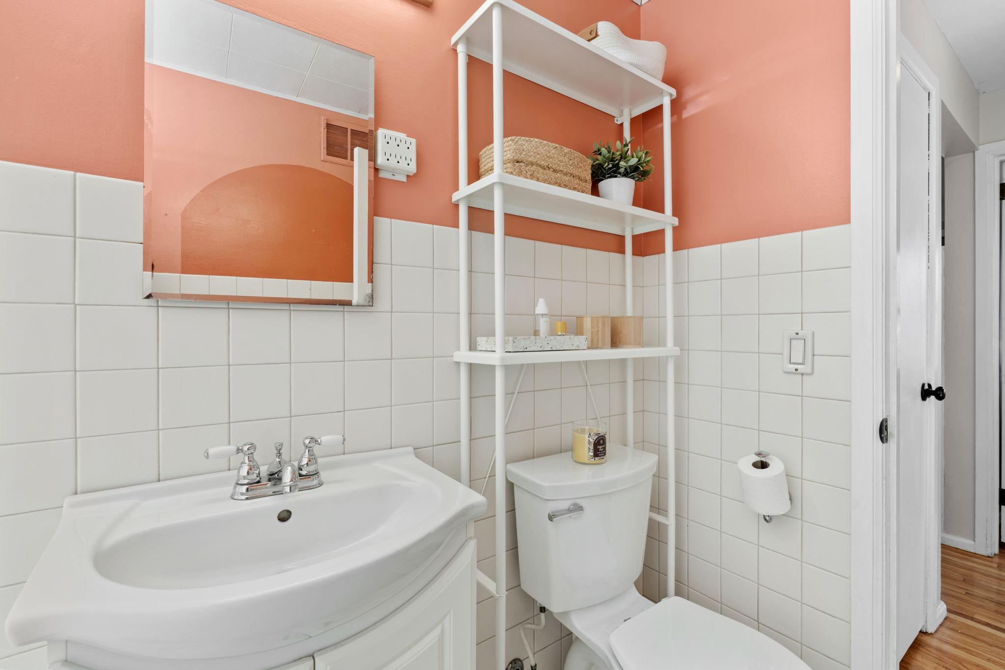 41-web-or-mls-6115 Upton Ave S-41.jpg