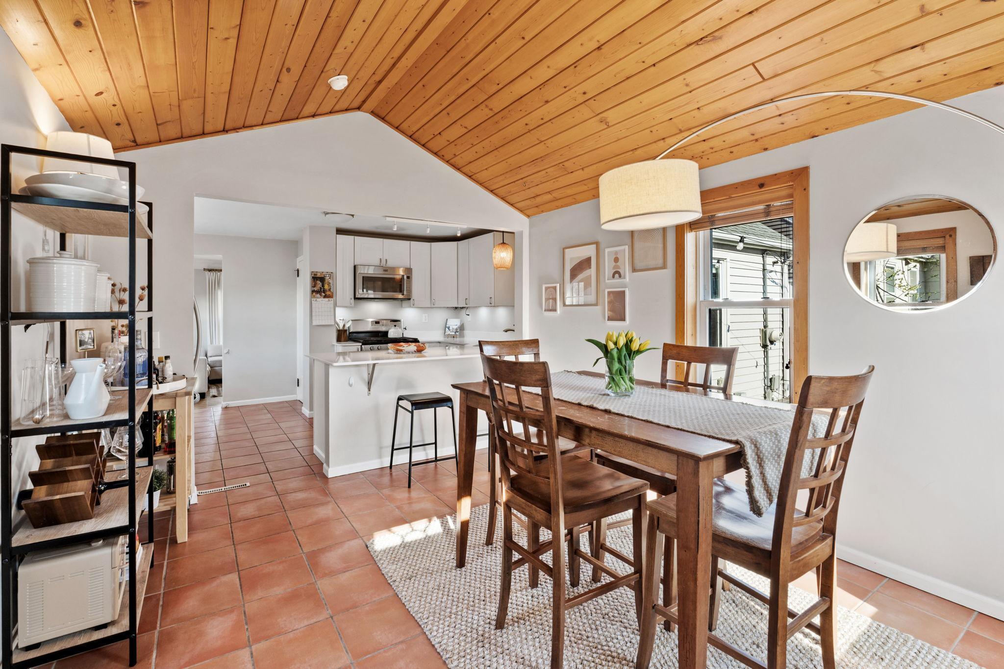 30-web-or-mls-6115 Upton Ave S-30.jpg