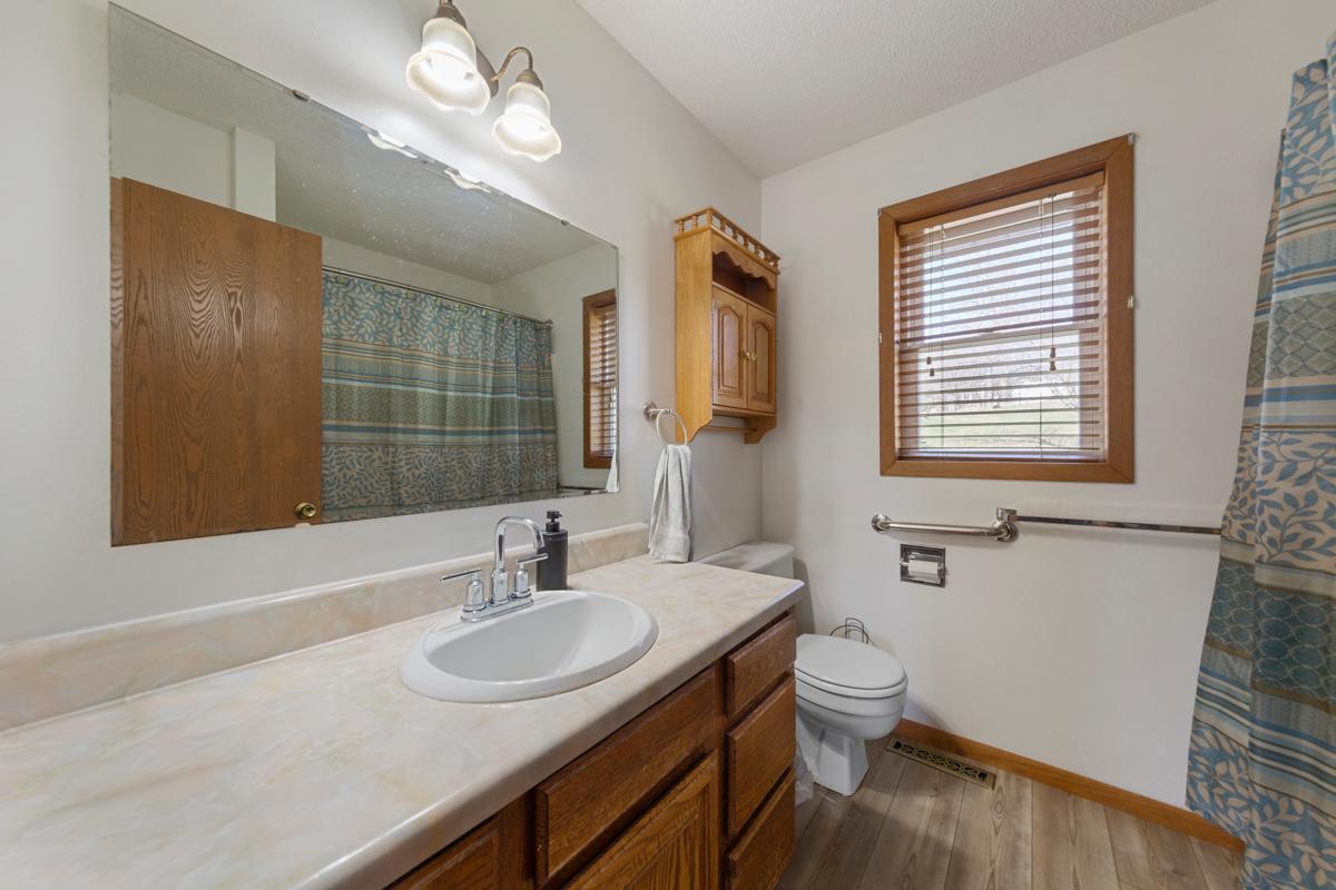 Main level full bathroom