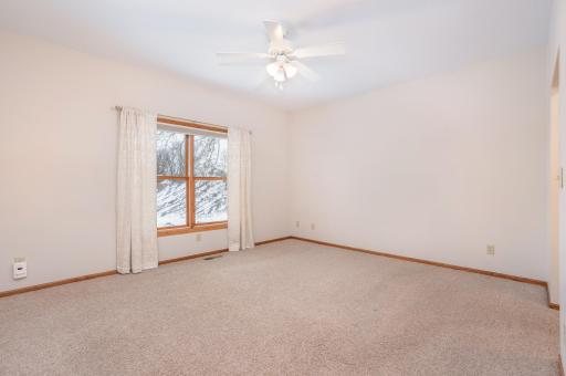 Primary Bedroom (1).jpg