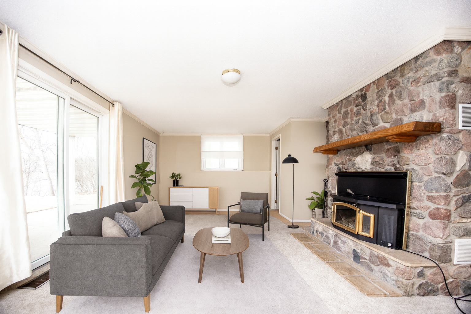 Virtually Staged LL Family Room