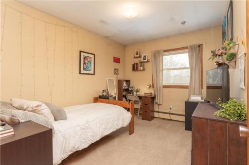 1807 N Mckay Avenue NE, Alexandria, MN 56308