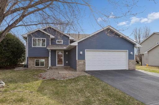 Welcome Home! This move-in ready home is the one you've been waiting for!