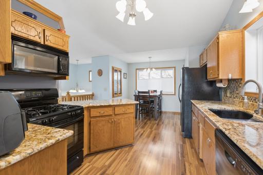 The kitchen flows nicely. Even the pickiest of cooks will love making their meals here!