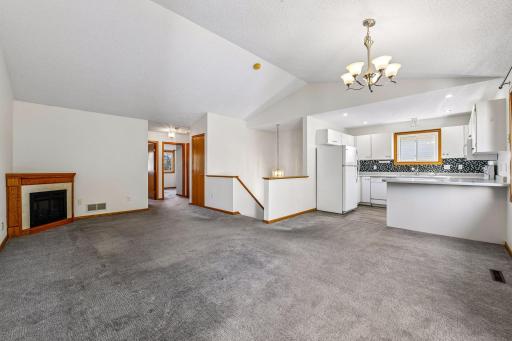 917 Countryside Road, Waconia, MN 55387