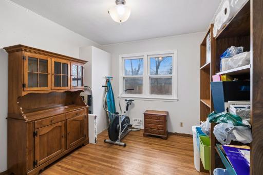 1938 Longview Drive, Saint Paul, MN 55112