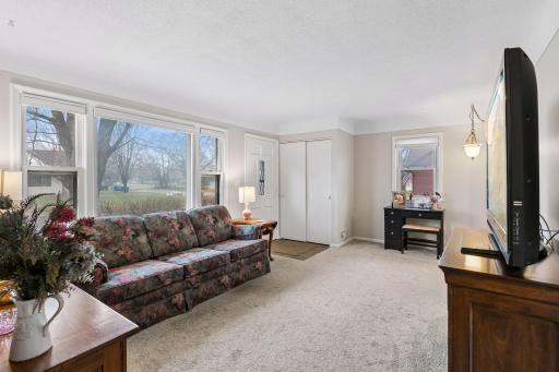 1938 Longview Drive, Saint Paul, MN 55112