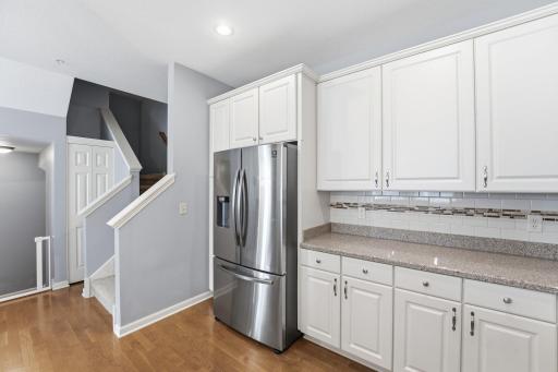 8103 Oakview Drive N, Maple Grove, MN 55369