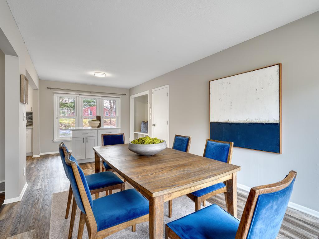 7 - Dining Room.jpg