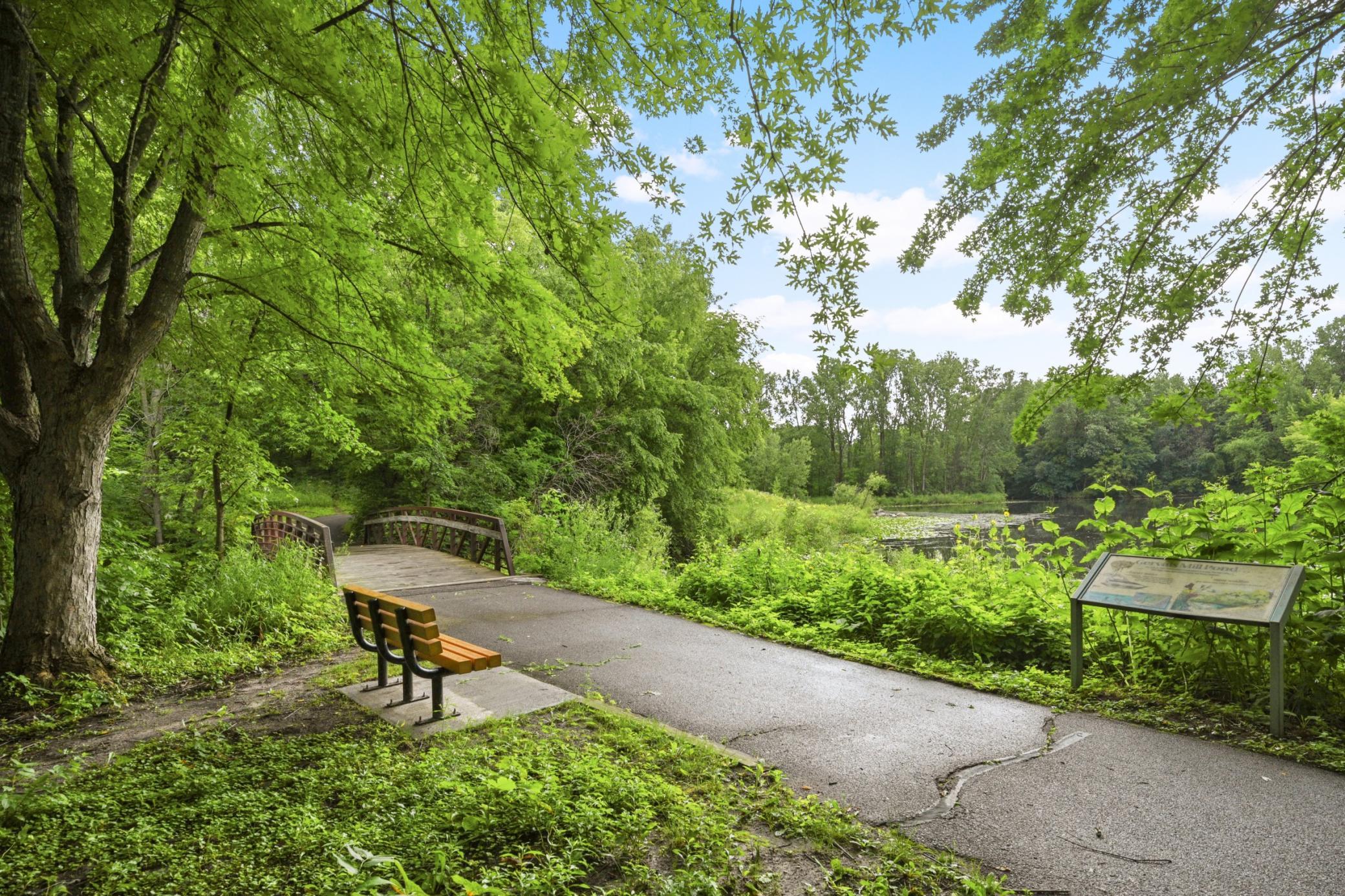 Peaceful setting with easy access to MSP