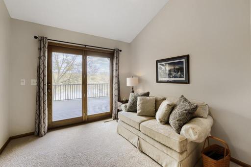 18130 Robinson Circle - MLS Sized - 020 - 20 Bedroom.jpg